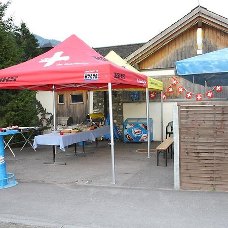 Hostel Sporti Grusch Exterior foto